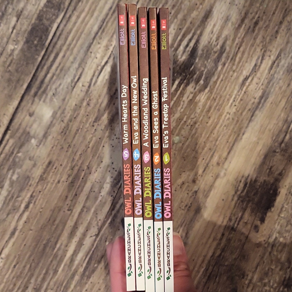Bundle of Owl Diaries Books - Picture 4 of 4